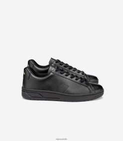 R2D2F2140Veja URCA CWL FULL BLACK